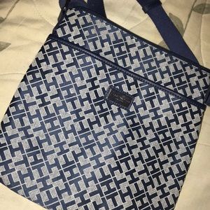 Tommy Hilfiger Cross BodyBag